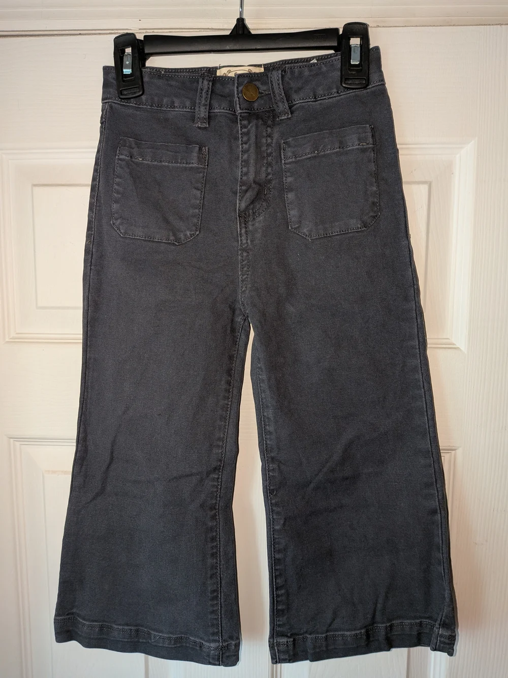 Joyfolie Mia Joy High-Waist Cropped Pants — Charcoal. Girls Size 6.